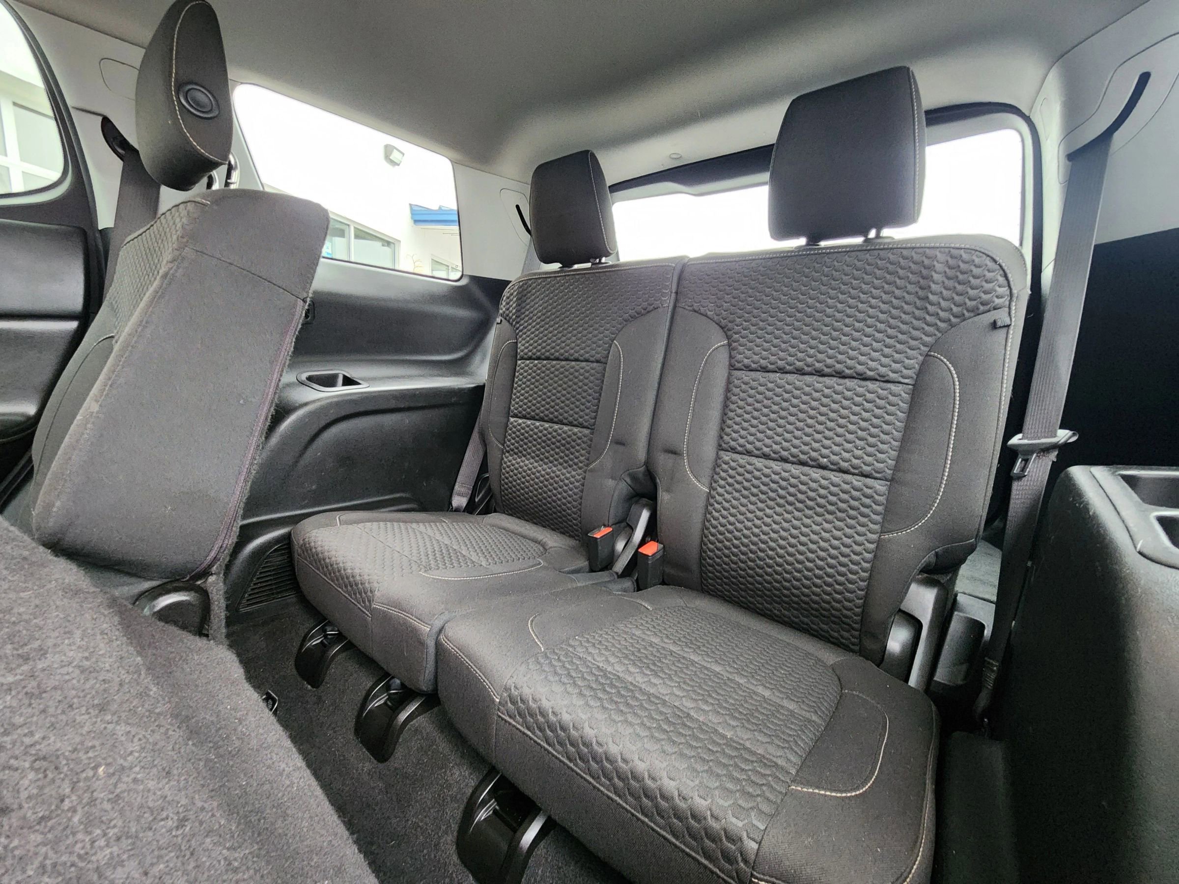 Used 2017 GMC Acadia SLE image 50