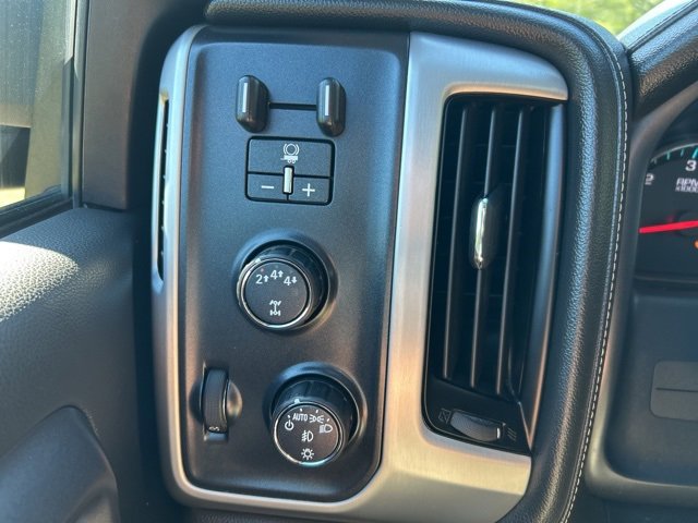 Used 2017 GMC Sierra 2500 SLE w/ SLE Preferred Package image 33