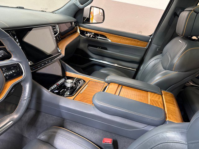 Used 2022 Jeep Grand Wagoneer Series II w/ Premium Group II image 21