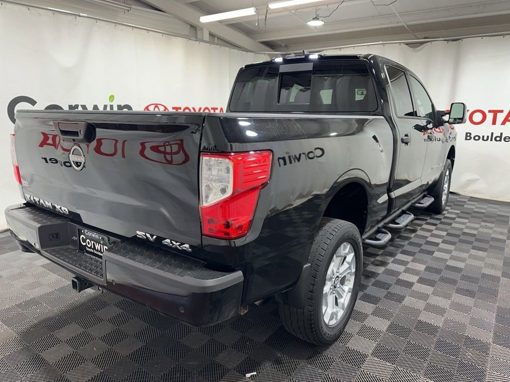 Used 2024 Nissan Titan SV w/ SV Convenience Package image 8