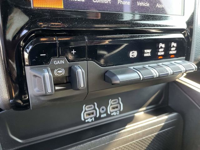 Used 2025 RAM 3500 Big Horn image 26