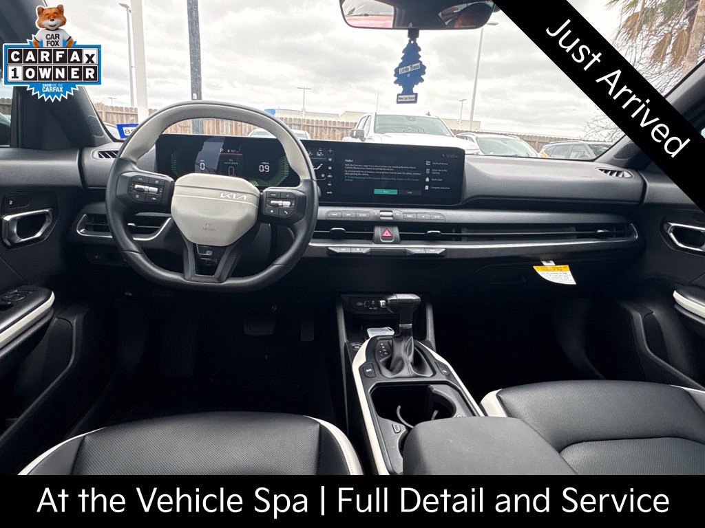 Certified 2026 Kia K4 EX w/ GT-Line Sunroof Package FWD image 5