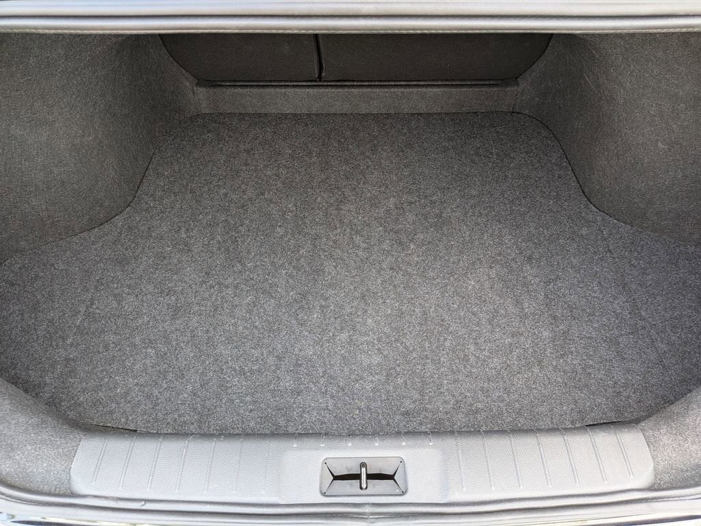 Used 2025 Nissan Sentra SV FWD image 6