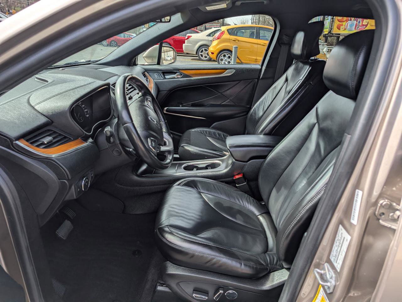 Used 2019 Lincoln MKC Select w/ Select Plus Package image 13