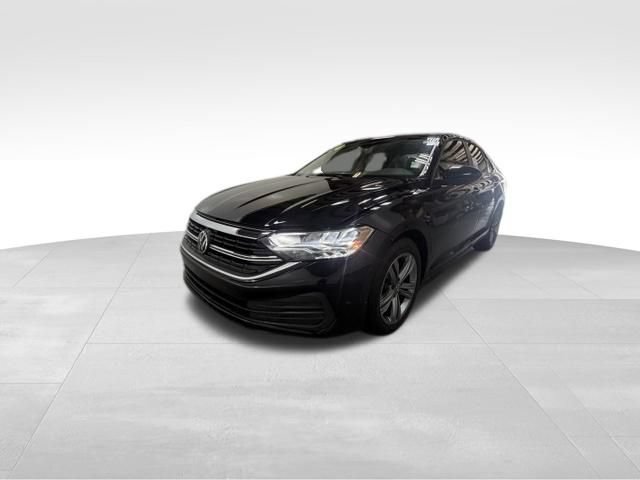 Used 2024 Volkswagen Jetta SE FWD image 2