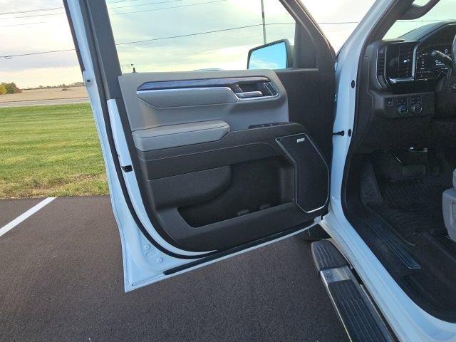 Used 2024 Chevrolet Silverado 1500 LTZ w/ LTZ Convenience Package II image 12