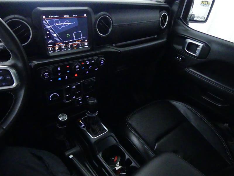 Used 2022 Jeep Wrangler Unlimited Sahara image 16
