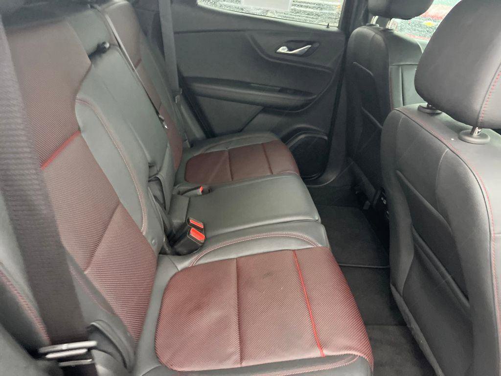 Used 2025 Chevrolet Blazer RS FWD image 26