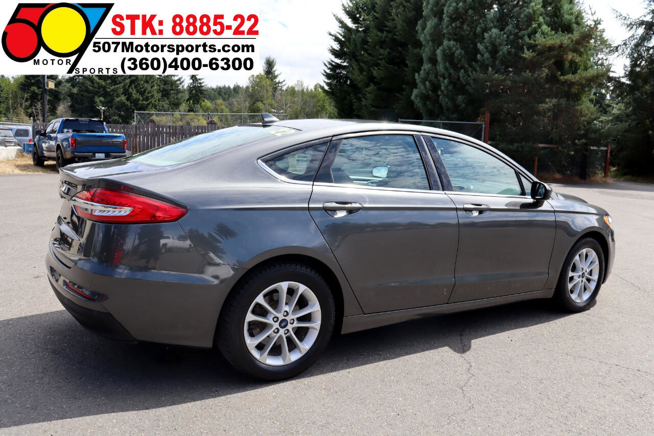 Used 2020 Ford Fusion SE image 7