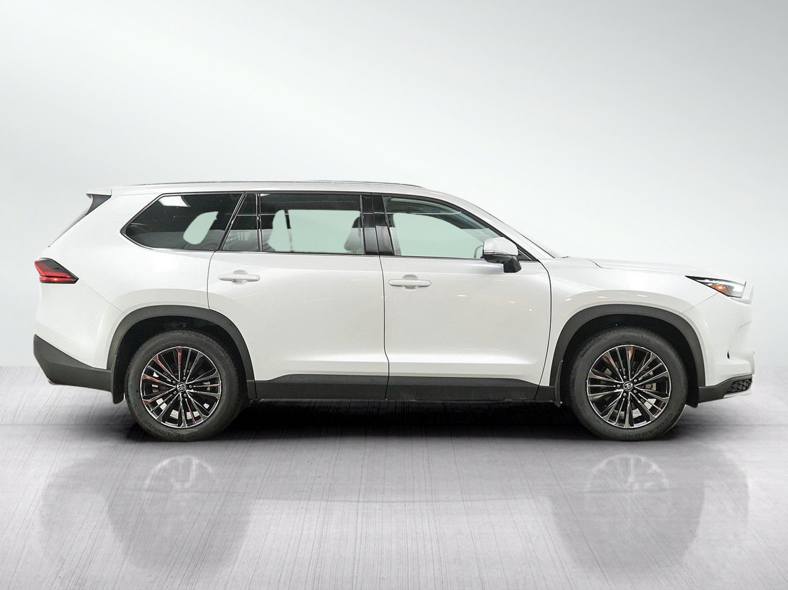 Used 2026 Toyota Grand Highlander AWD Hybrid image 6