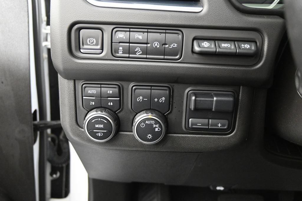 Used 2021 Chevrolet Suburban High Country AWD/4WD image 24