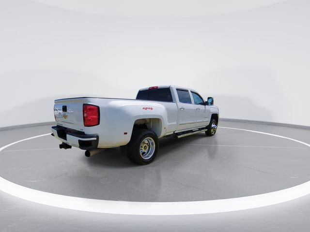 Used 2019 Chevrolet Silverado 3500 LTZ w/ Duramax Plus Package AWD/4WD image 8