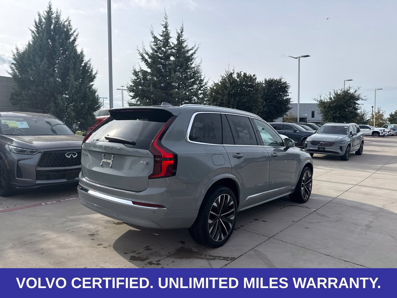 Certified 2026 Volvo XC90 B6 Plus AWD/4WD image 9