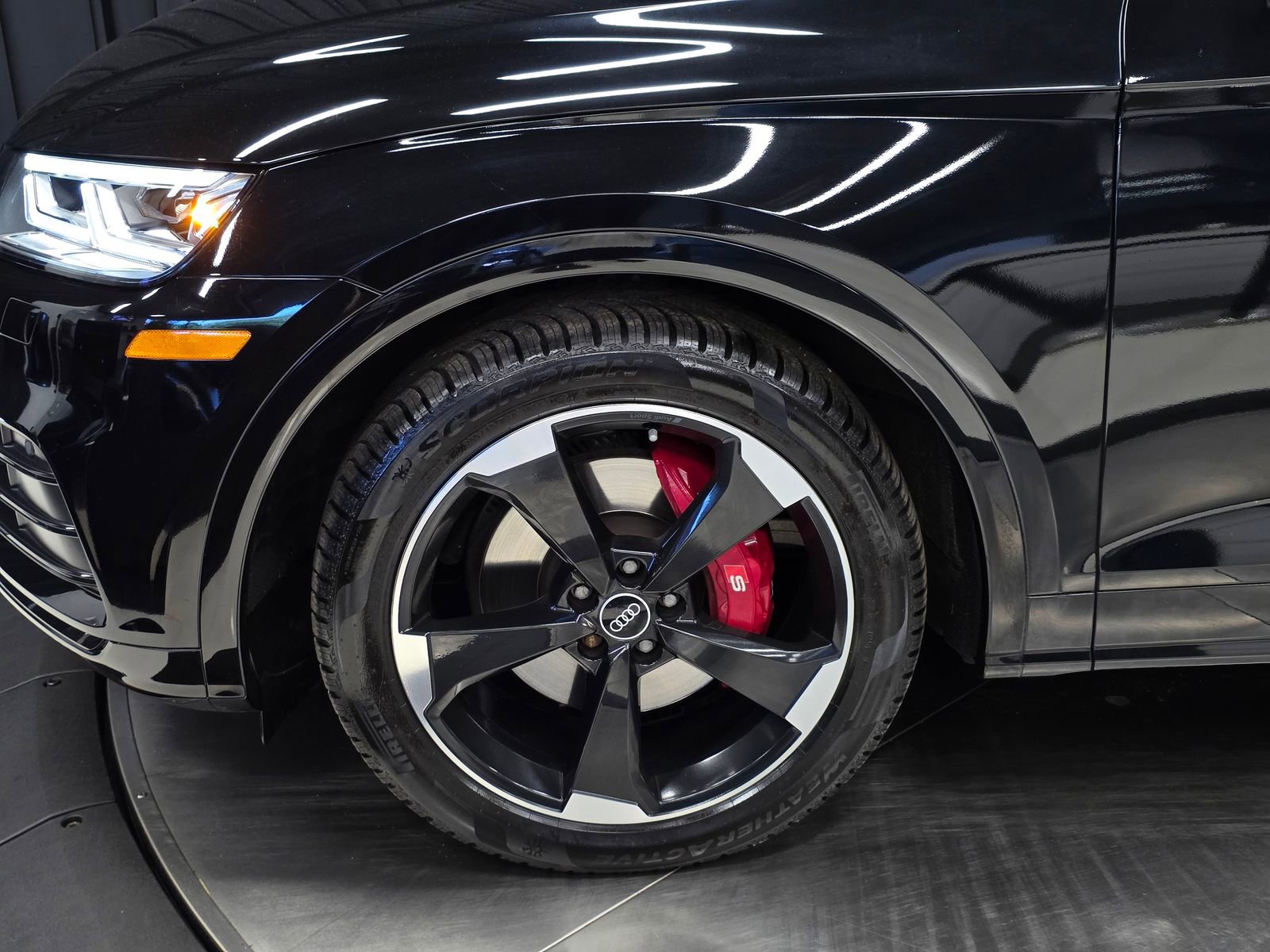 Used 2020 Audi SQ5 Premium Plus w/ Premium Plus Package AWD/4WD image 46