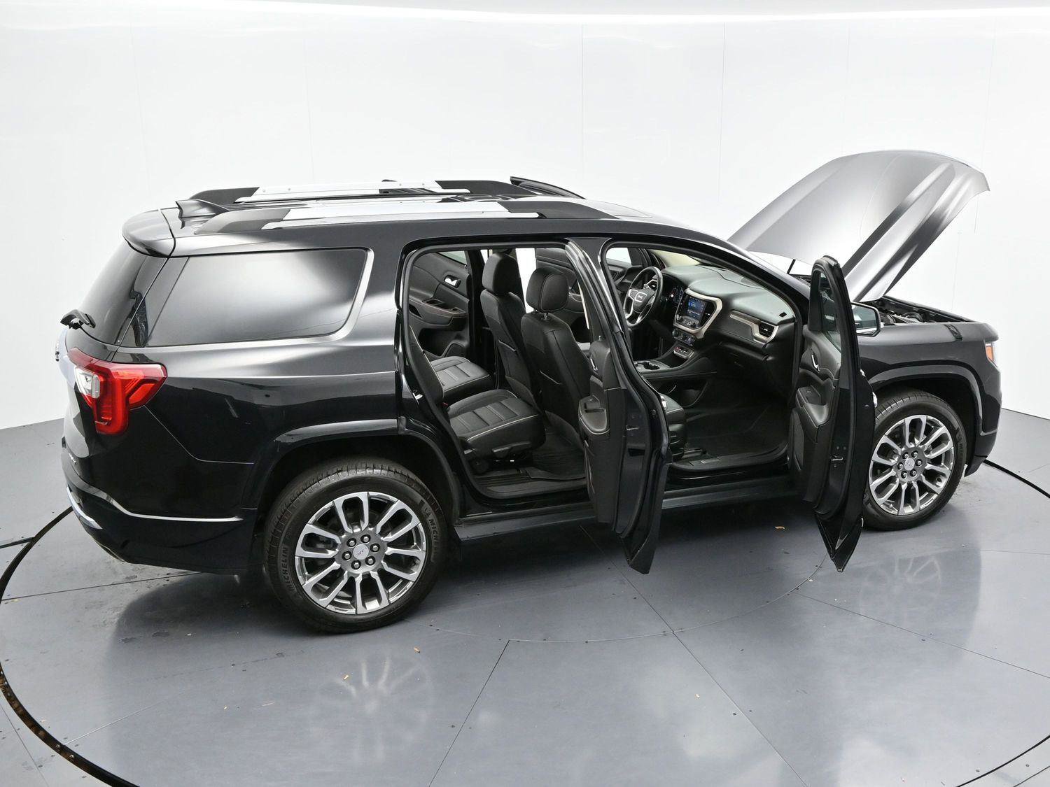 Used 2023 GMC Acadia Denali w/ LPO, Floor Liner Package image 40