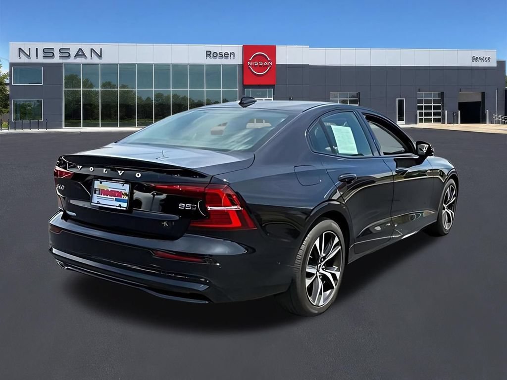 Used 2025 Volvo S60 B5 Plus AWD/4WD image 3