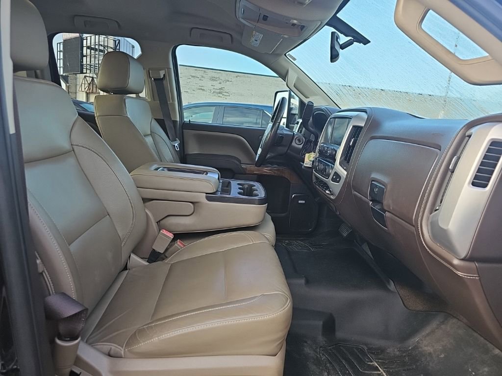 Used 2017 GMC Sierra 1500 SLT w/ SLT Premium Package AWD/4WD image 6