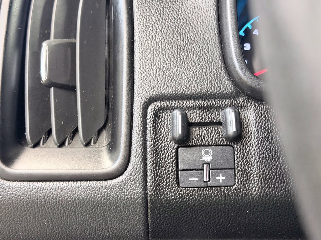 Used 2020 Chevrolet Colorado LT w/ LT Convenience Package AWD/4WD image 38