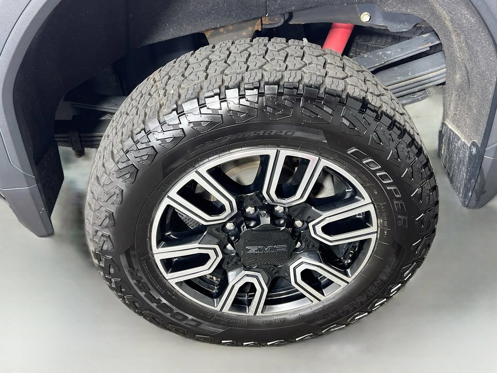 Certified 2020 GMC Sierra 3500 AT4 w/ AT4 Premium Package AWD/4WD image 35