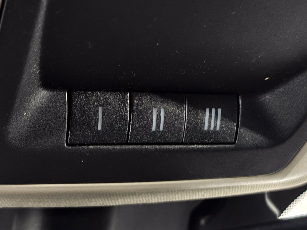 Used 2014 RAM 1500 Limited AWD/4WD image 9