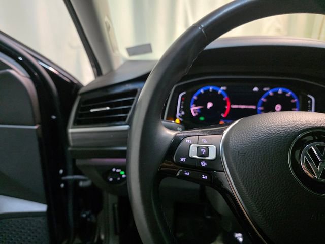 Used 2019 Volkswagen Jetta SEL image 16