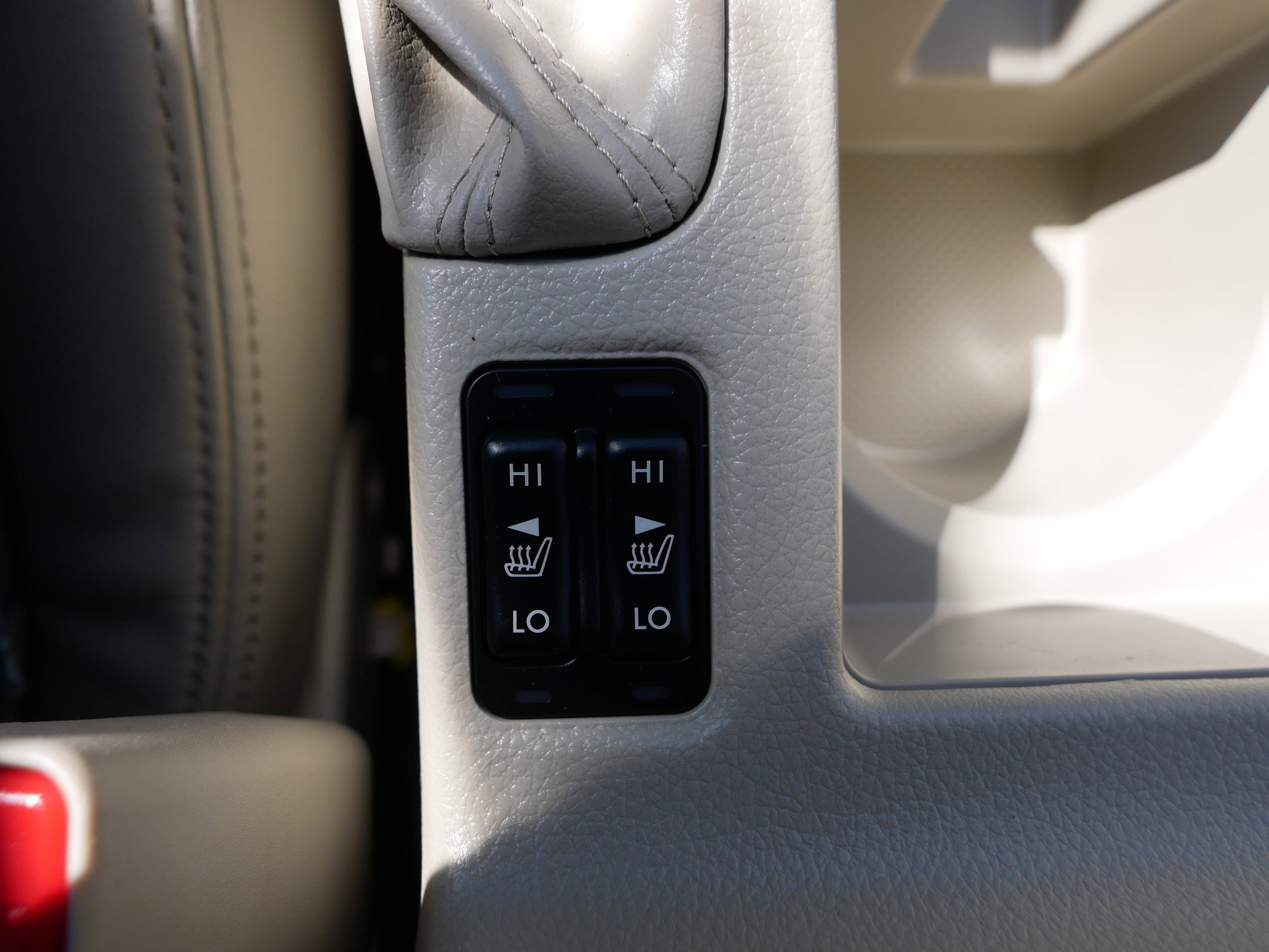 Used 2013 Subaru Crosstrek 2.0i Limited w/ Popular Pkg 2 image 28