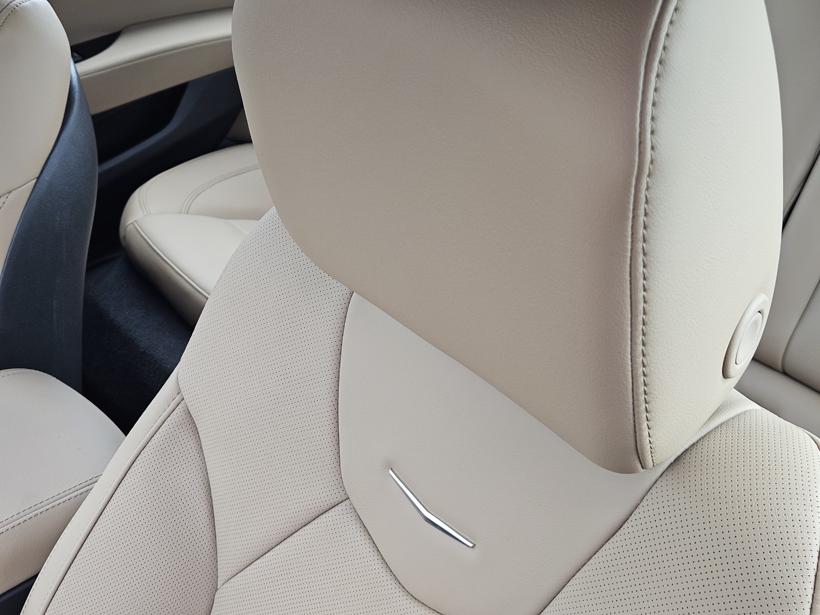 New 2026 Cadillac CT5 Premium Luxury w/ Technology Package RWD image 17