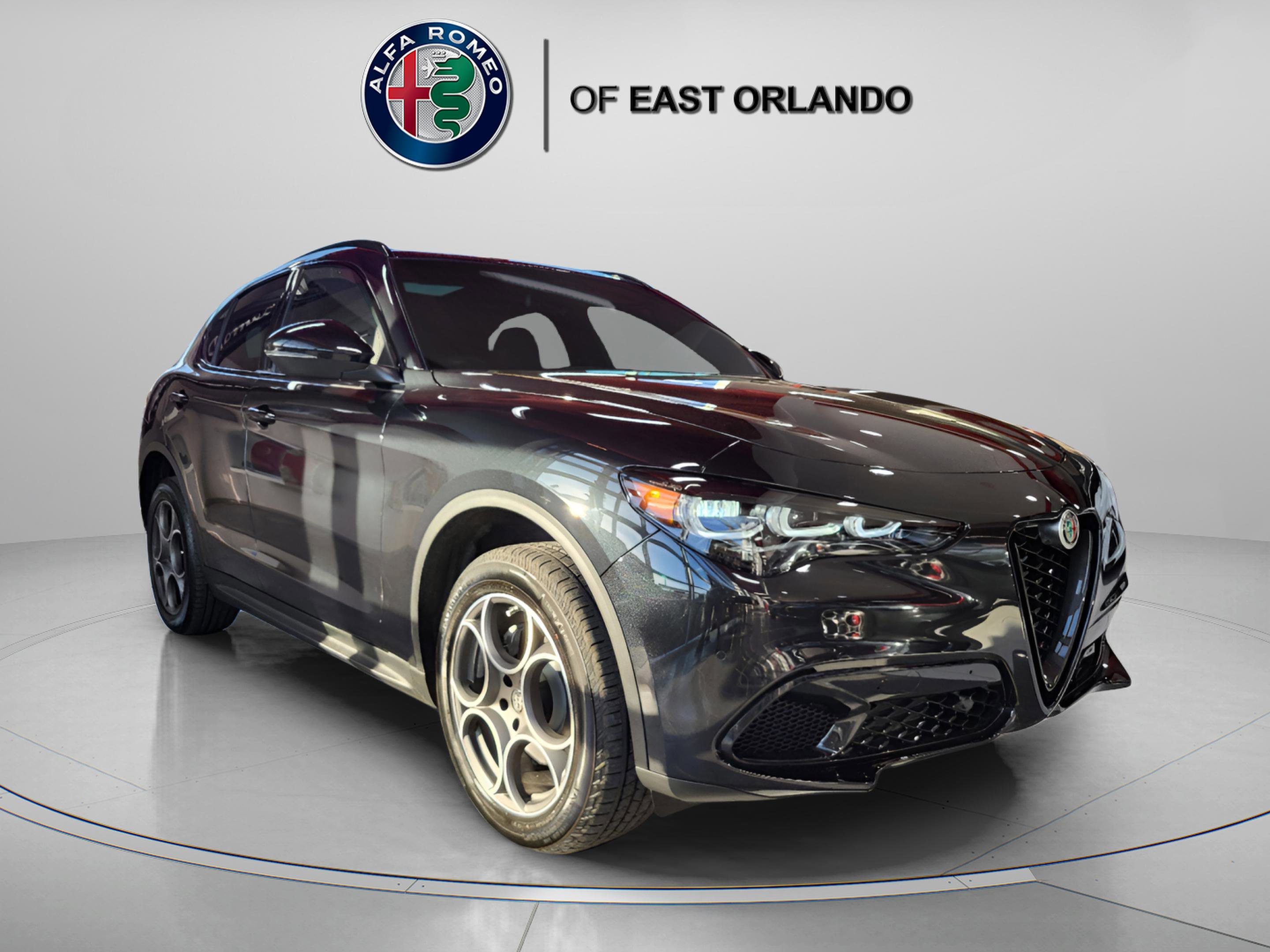New 2025 Alfa Romeo Stelvio Sprint