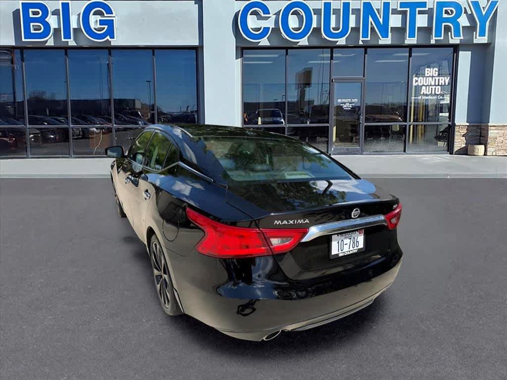 Used 2017 Nissan Maxima SR FWD image 3