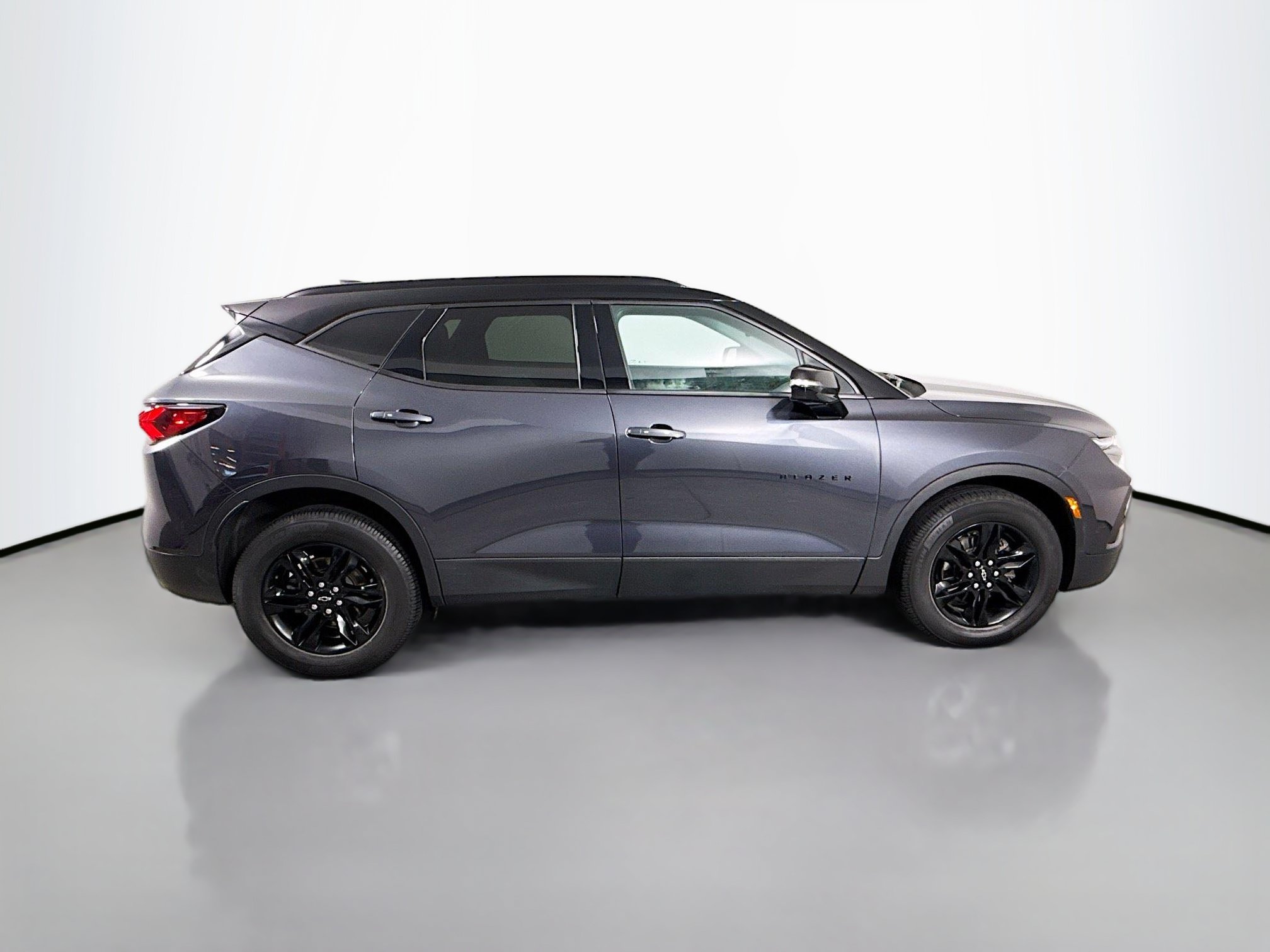 Used 2022 Chevrolet Blazer LT w/ Midnight/Sport Edition AWD/4WD image 8