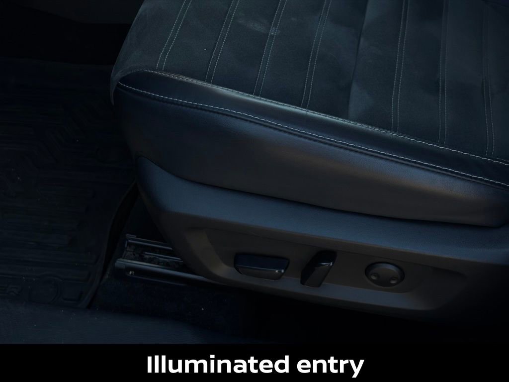 Used 2024 Mitsubishi Outlander SE image 14