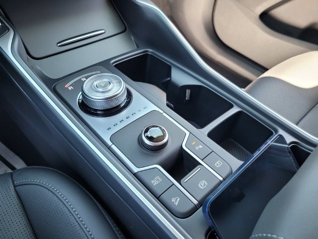 New 2026 Kia Sorento EX w/ EX Premium Package FWD image 10