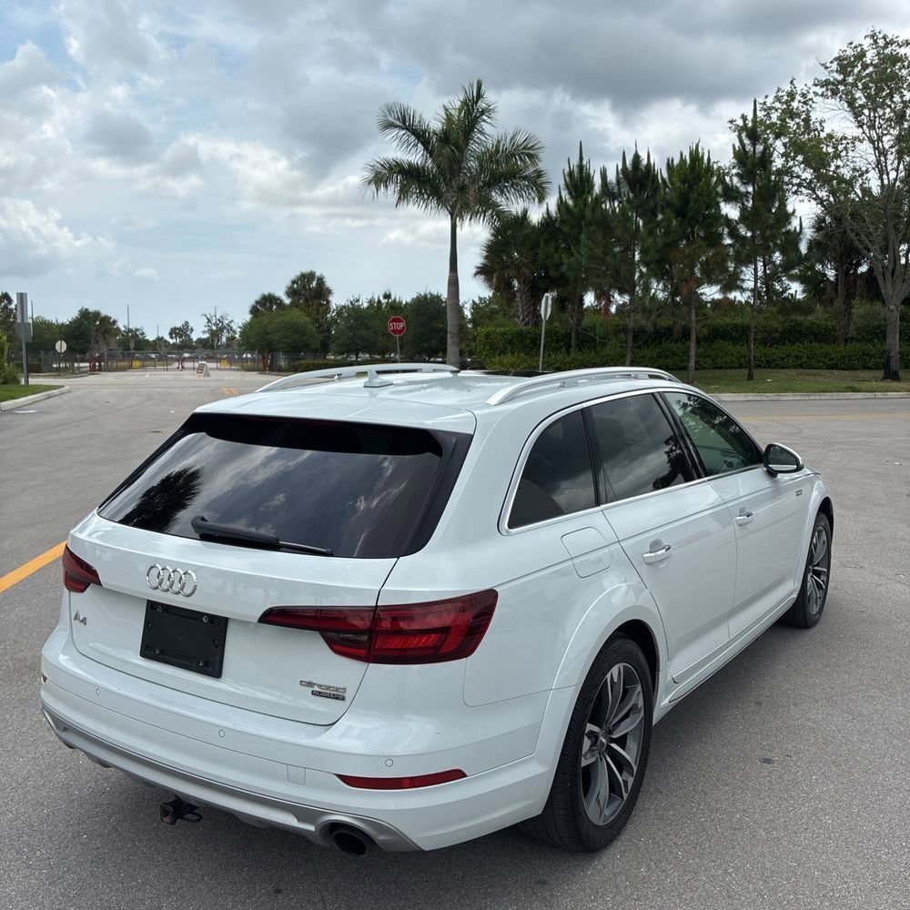 Used 2018 Audi A4 2.0T allroad Premium Plus AWD/4WD image 3