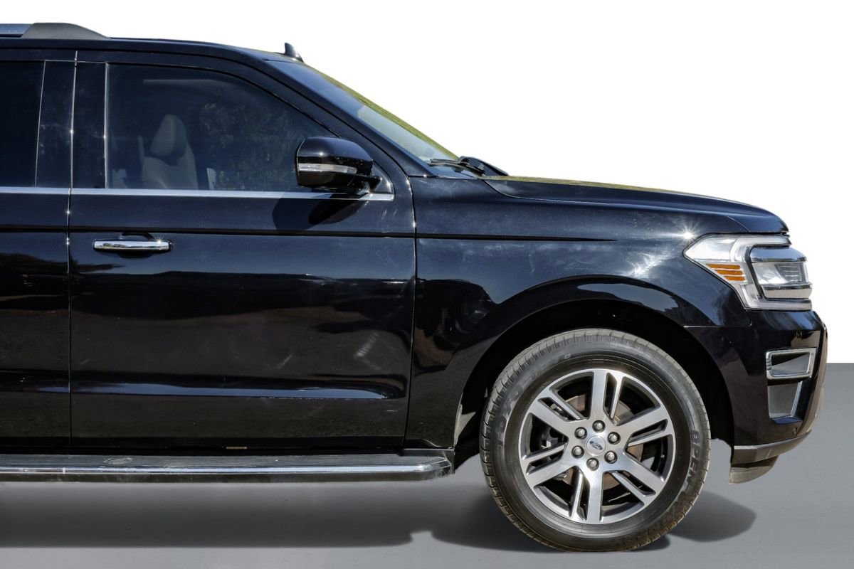 Used 2022 Ford Expedition Max Limited image 7