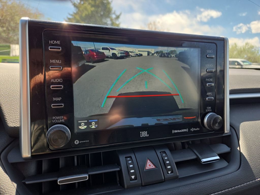 Used 2020 Toyota RAV4 XLE Premium AWD/4WD image 25