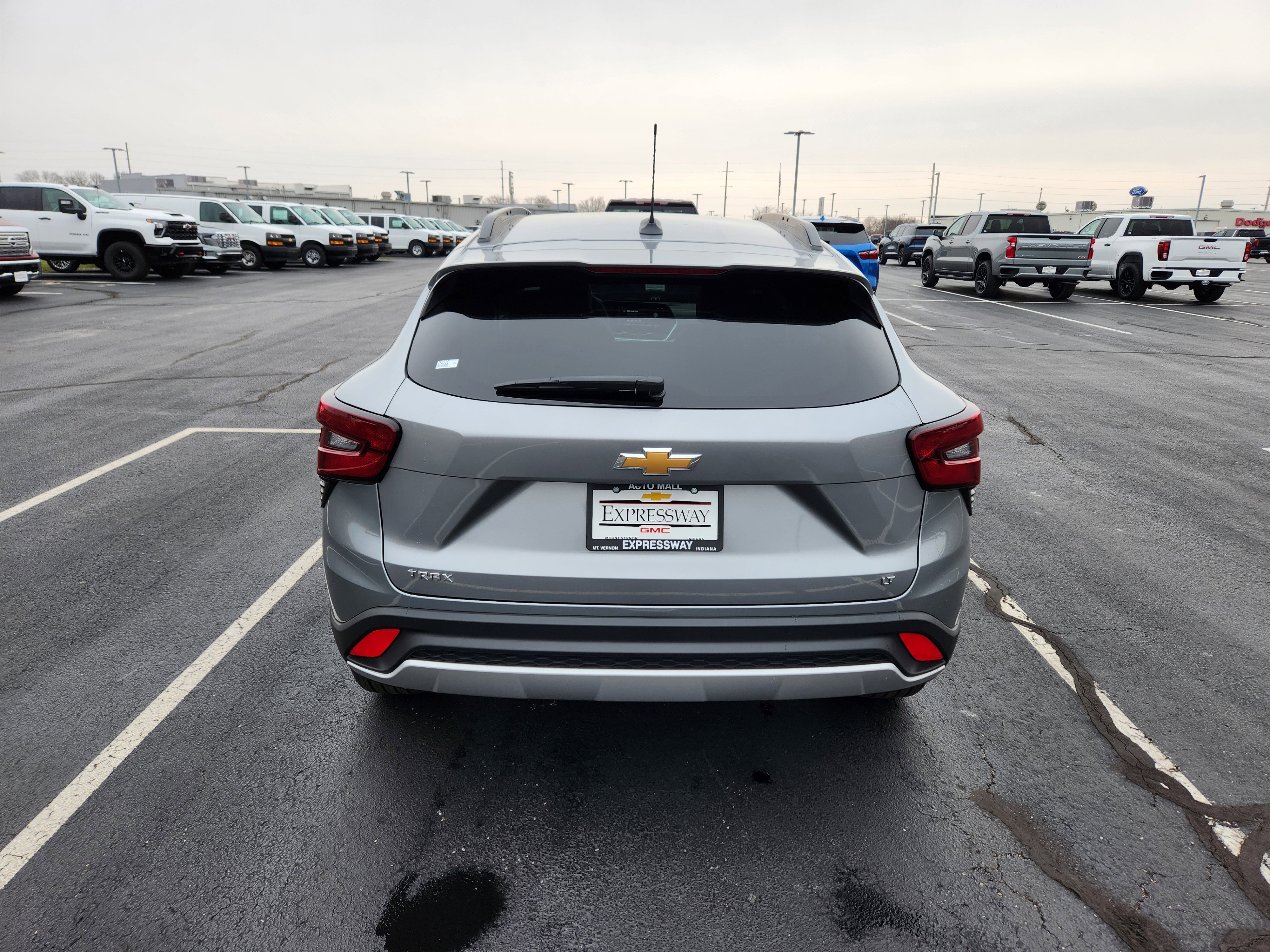 New 2026 Chevrolet Trax LT w/ Sunroof Package image 4