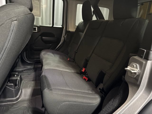 Used 2020 Jeep Wrangler Unlimited Sport AWD/4WD image 25