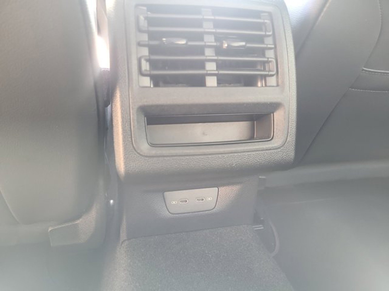 Used 2024 Volkswagen GTI SE image 33