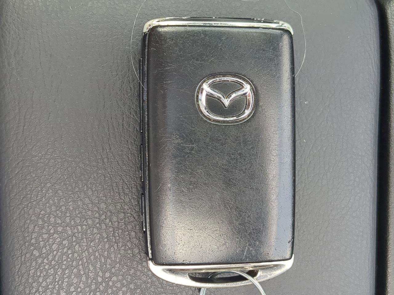 Used 2021 MAZDA MX-5 Miata Club RWD image 26