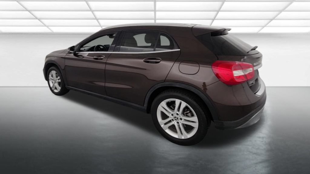 Used 2018 Mercedes-Benz GLA 250 4MATIC image 6