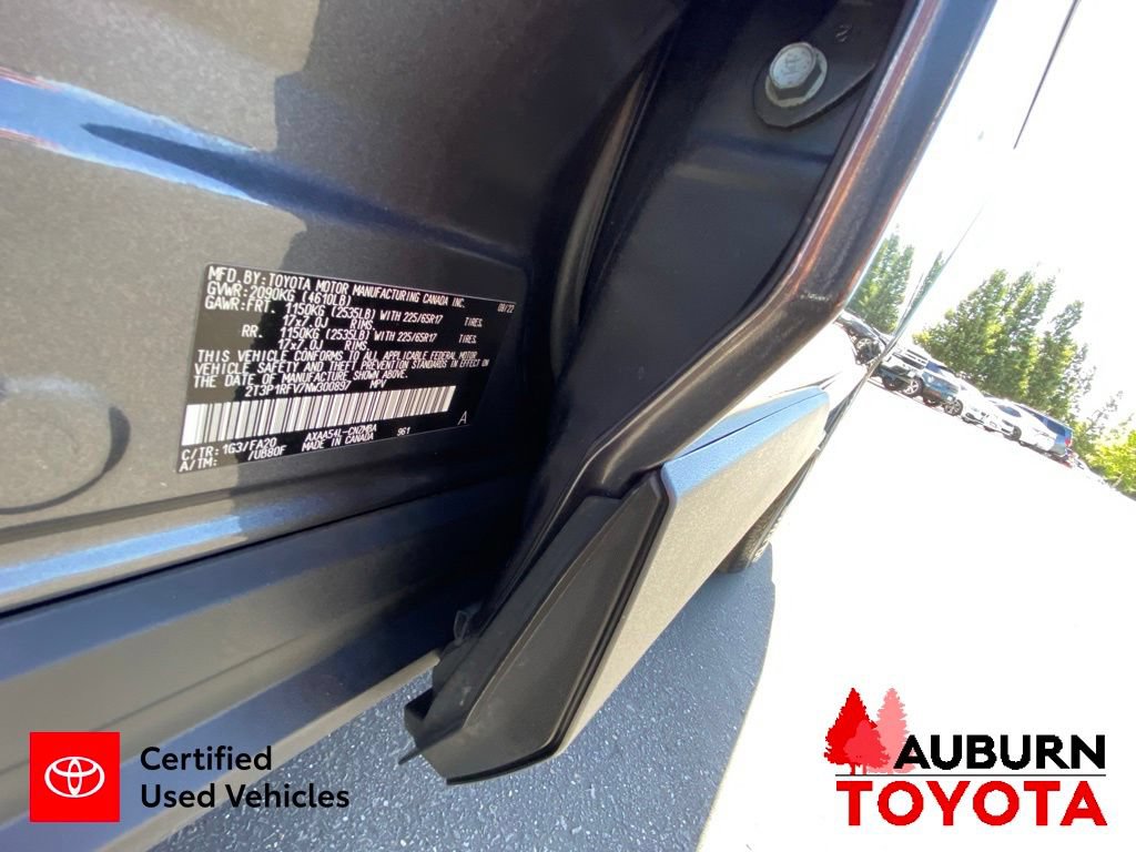 Certified 2022 Toyota RAV4 XLE w/ Convenience Package AWD/4WD image 35