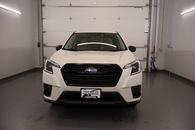 Used 2022 Subaru Forester Base image 6