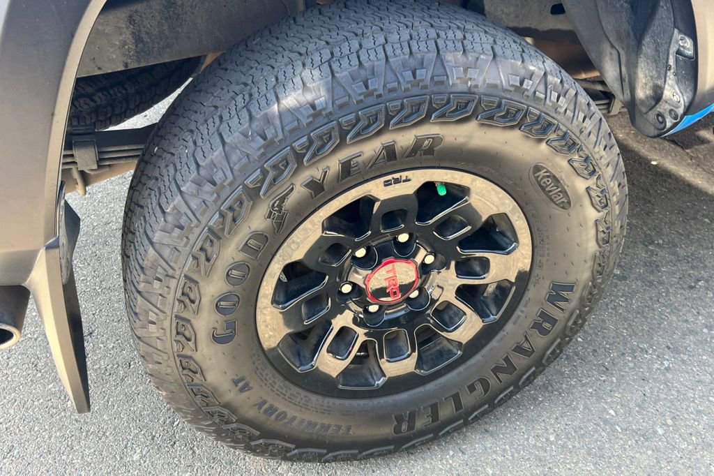 Certified 2019 Toyota Tacoma TRD Pro AWD/4WD image 5