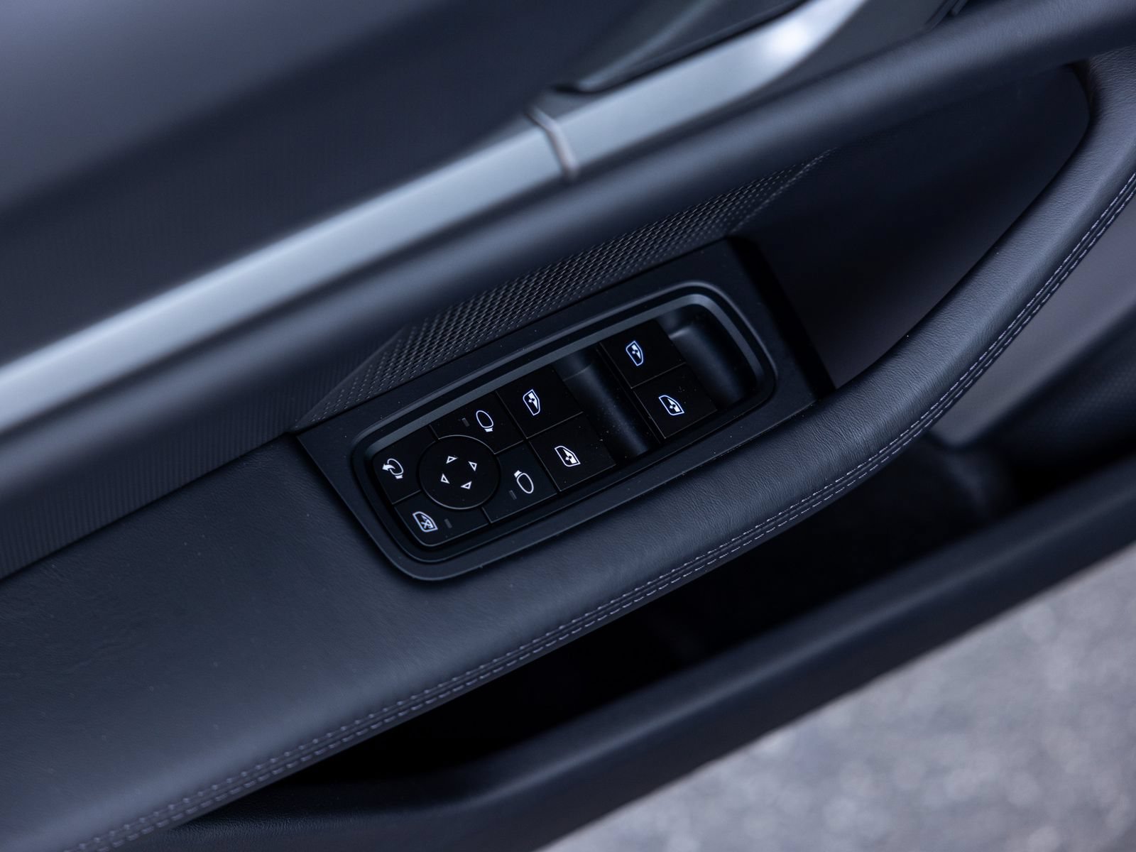 New 2026 Porsche Taycan AWD/4WD image 45