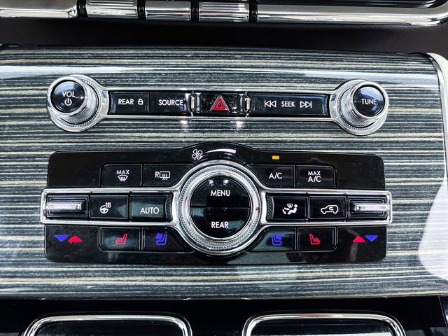 Used 2023 Lincoln Aviator Black Label w/ Dynamic Handling Package image 32