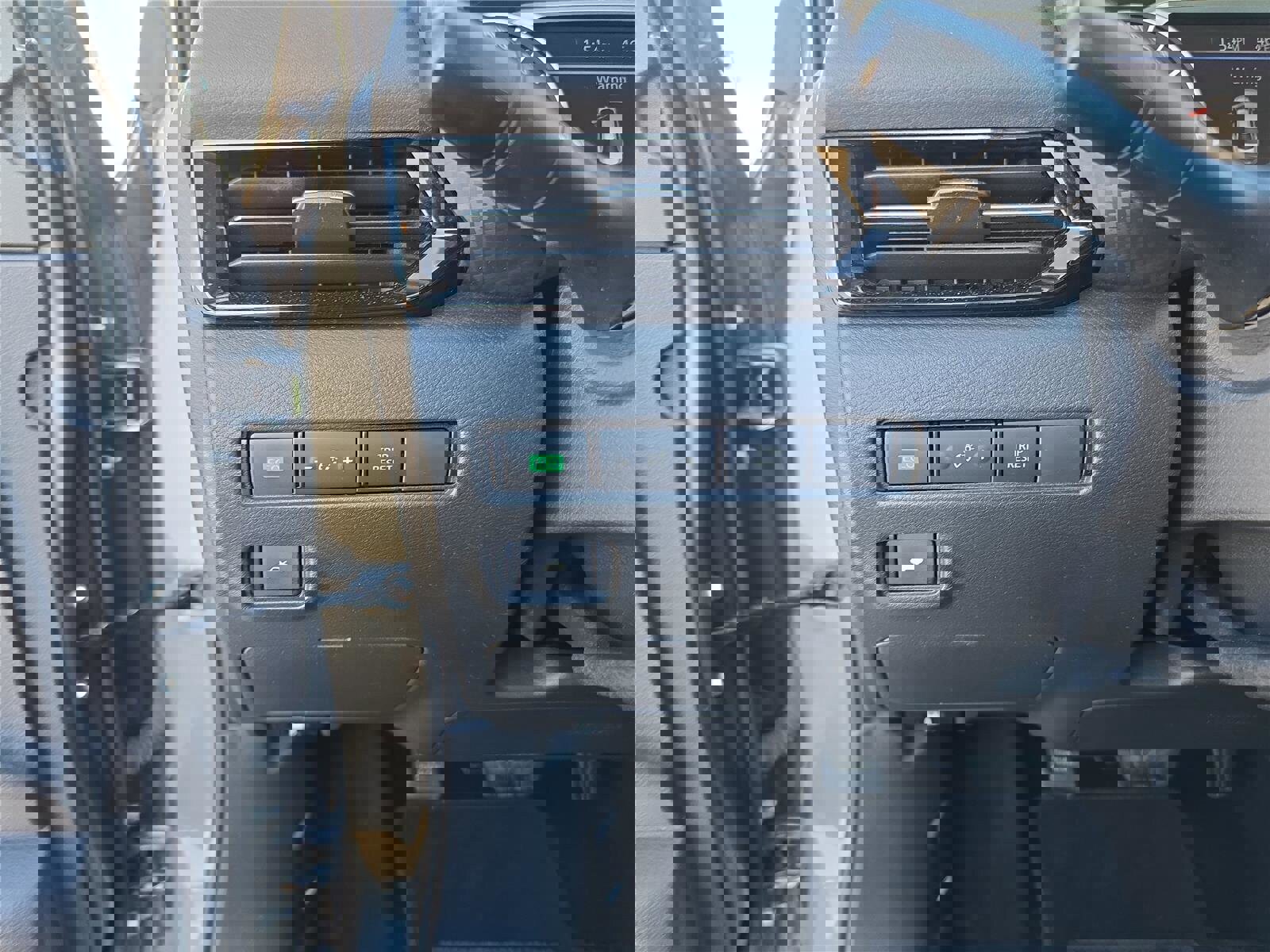 Used 2022 Nissan Sentra SR image 33