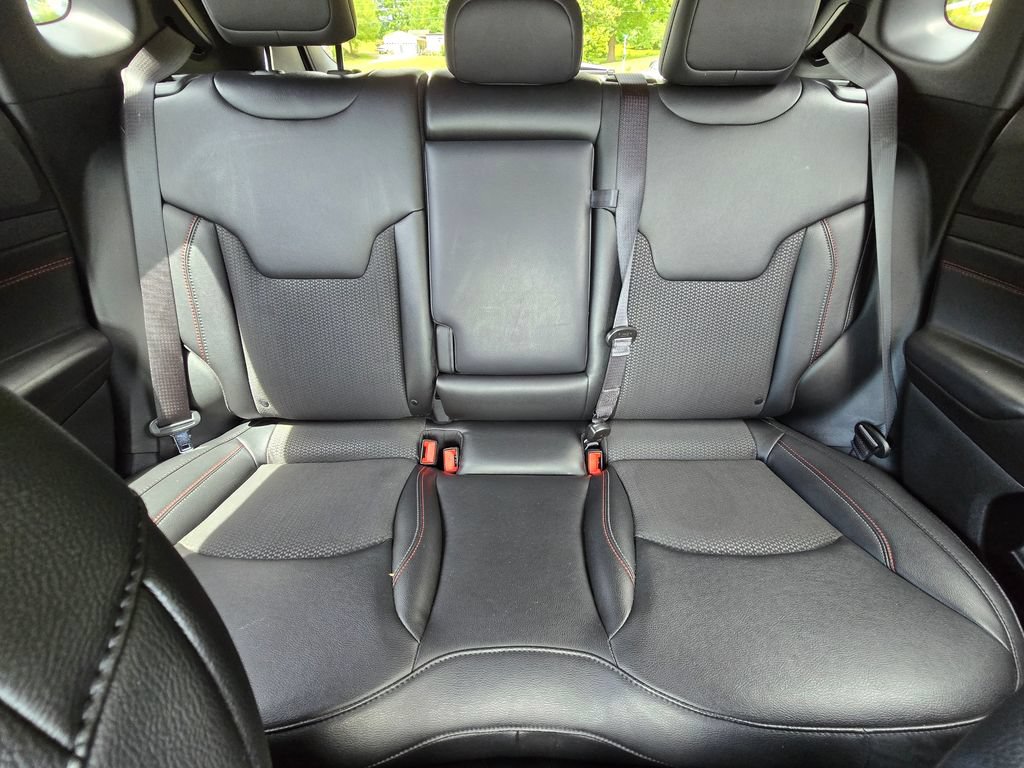 Used 2024 Jeep Compass Trailhawk w/ Trailhawk Convenience Group AWD/4WD image 44