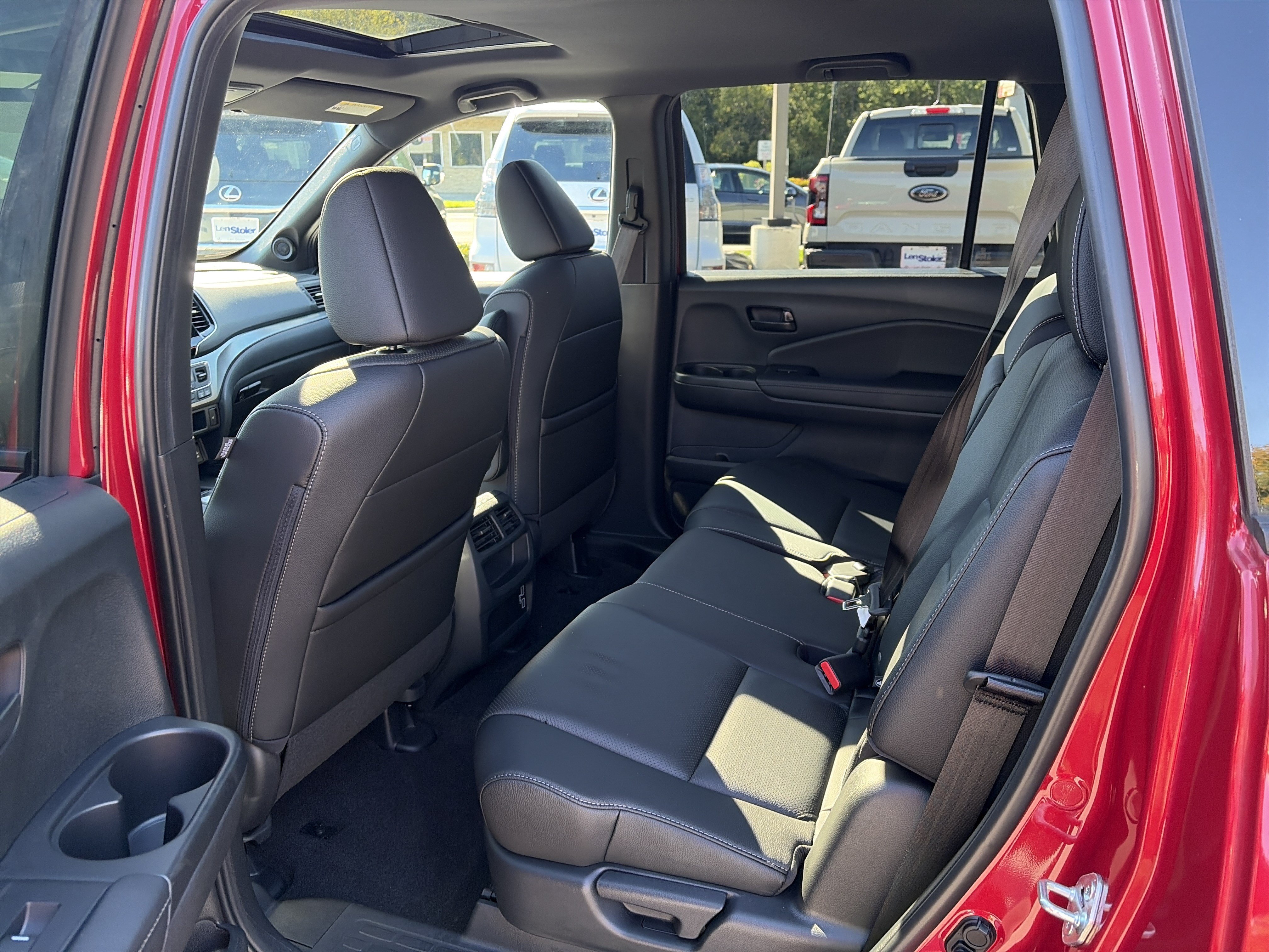 Used 2023 Honda Passport EX-L image 12