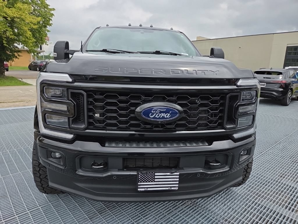 Used 2024 Ford F450 Limited AWD/4WD image 8