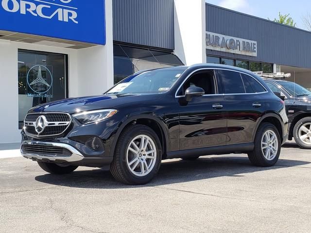 New 2025 Mercedes-Benz GLC 300 4MATIC video 2